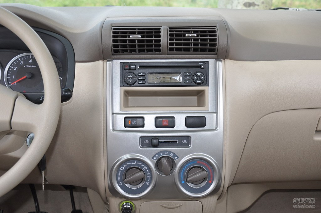 【 一汽森雅m80高清图片】_内饰_搜狐汽车网