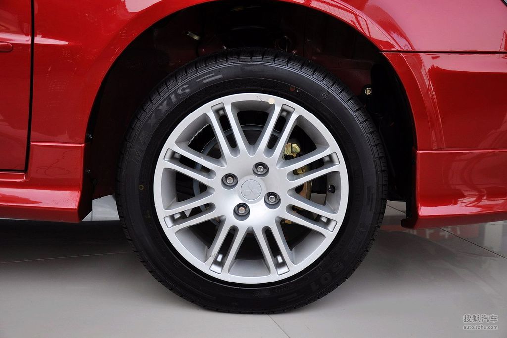 【 三菱蓝瑟高清图片】_2010款 1.