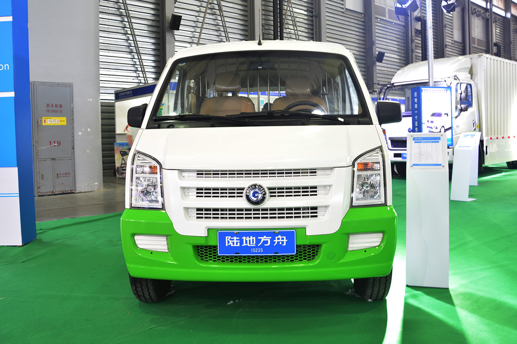 陆地方舟威途z35