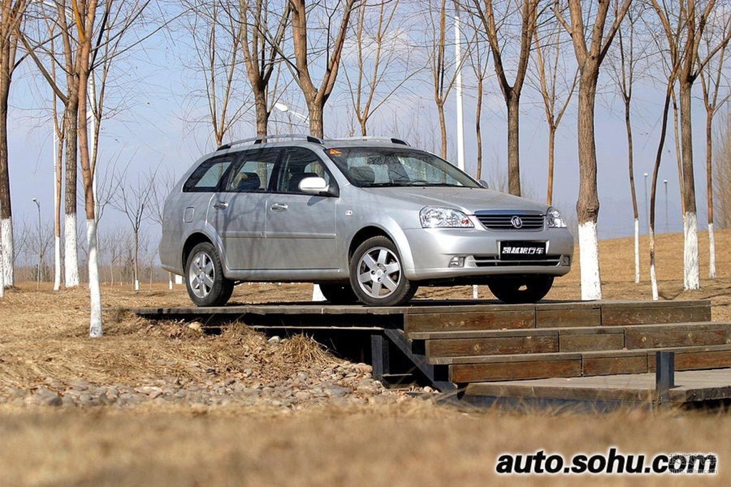 别克凯越旅行车