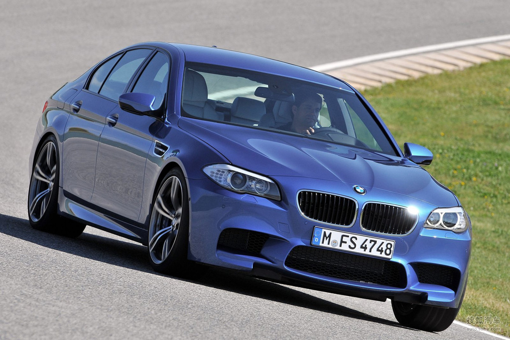 宝马m5