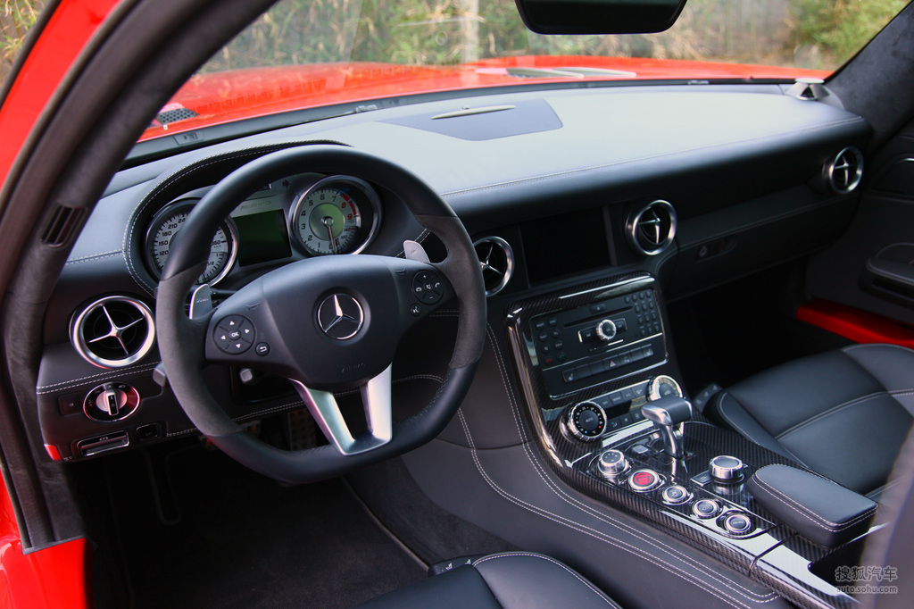 【 奔驰sls级 amg高清图片】_内饰_搜狐汽车网