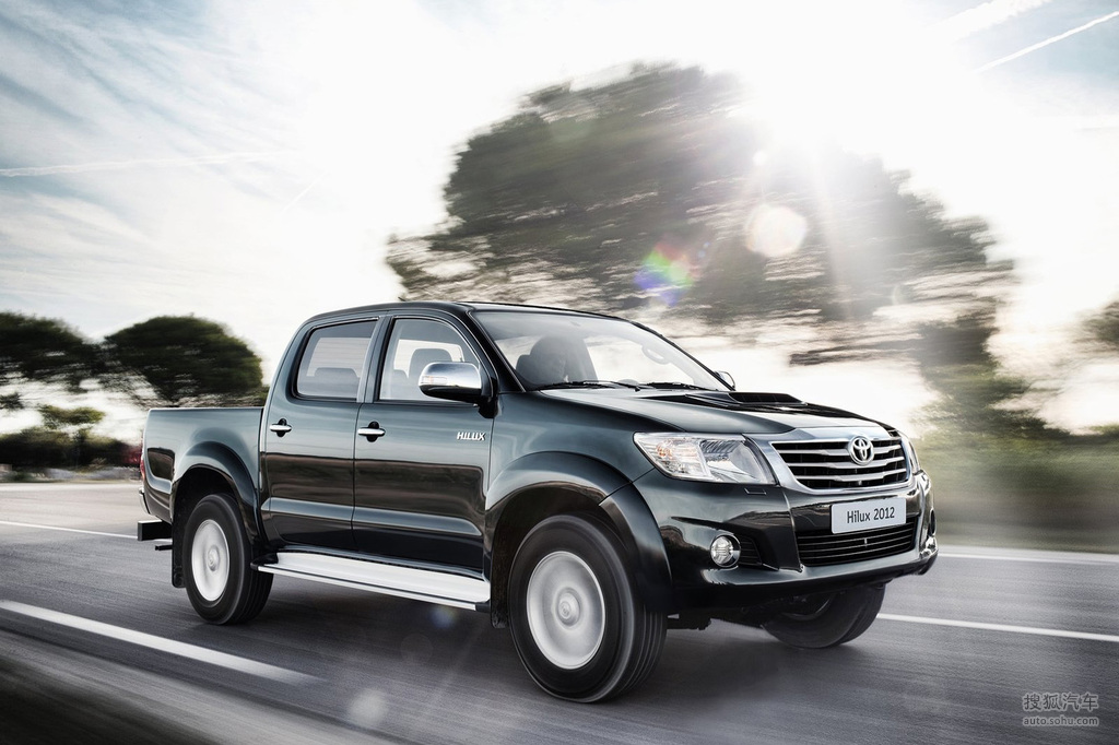 丰田hilux海拉克斯