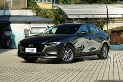 马自达MAZDA3Axela昂克赛拉 三厢