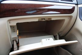   2011款荣威750 hybrid混合动力版