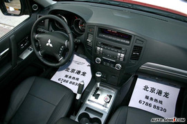   帕杰罗短轴实拍图 