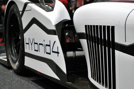   标致908 Hybrid4车展实拍