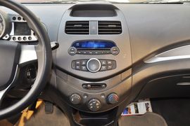   2011款雪佛兰斯帕可 1.0L SE手动版