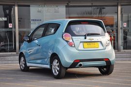   2011款雪佛兰斯帕可 1.0L SE手动版
