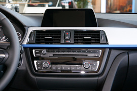 2016款宝马4系敞篷 420i 设计套装