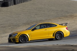   2012款奔驰C63 AMG black series试驾