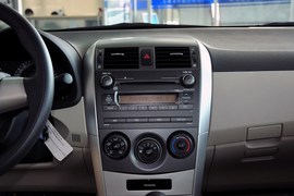   2011款一汽丰田卡罗拉1.6L GL手动版