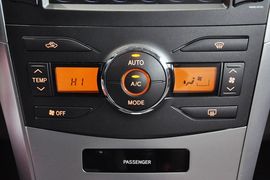   2012款丰田卡罗拉1.6L GL手动炫装版