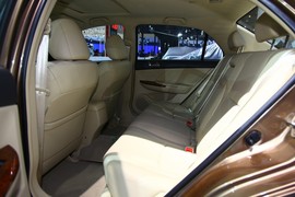   2012款比亚迪G6北京车展实拍