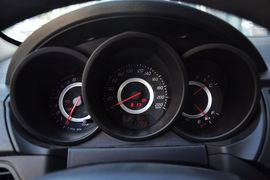   2012款奇瑞A3三厢1.6L CVT进取型