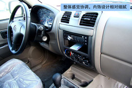   一汽通用坤程轿卡试驾