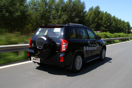   2012款奇瑞瑞虎 1.6L CVT版哈尔滨试驾实拍