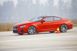   2013款宝马M6 Coupe外出试驾实拍