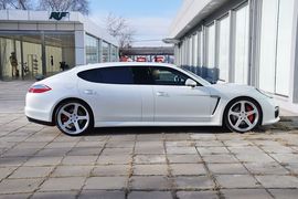 2013款RUF如虎RXL