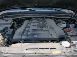  2016款江铃驭胜S350 2.0T 四驱自动汽油超豪华版5座