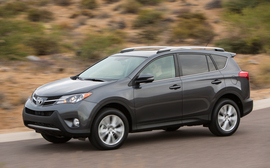  2013款丰田RAV4海外试驾实拍