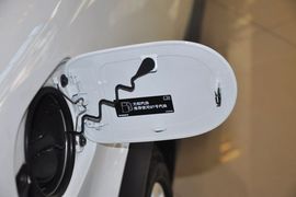   2013款沃尔沃C30 2.0L炫动款到店实拍