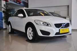   2013款沃尔沃C30 2.0L炫动款到店实拍