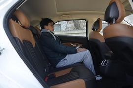   2017款东南DX7 1.5T 自动荣耀版