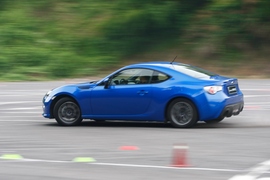   2013款斯巴鲁BRZ试驾