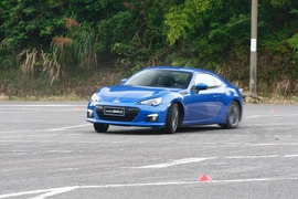   2013款斯巴鲁BRZ试驾