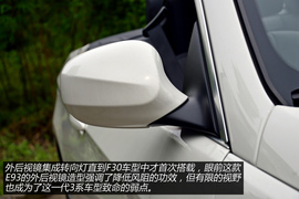   图解宝马325i敞篷轿跑车