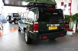   2009款吉普指挥官5.7L HEMI