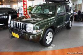   2009款吉普指挥官5.7L HEMI