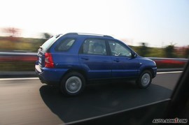   2009款起亚狮跑试驾