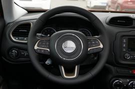   2017款Jeep自由侠 180TS 自动四驱越能敞篷版