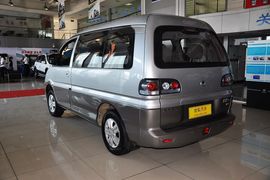   2013款东风风行菱智1.6L CM3舒适型