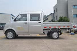 力帆双排货车