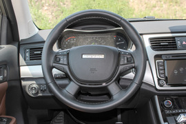   2017款哈弗H8 2.0T 汽油四驱智享型