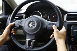   2013款上海大众全新桑塔纳1.6L自动静态体验实拍