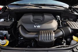   2014款Jeep大切诺基3.0L手自一体舒享导航版
