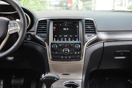   2014款Jeep大切诺基3.0L手自一体舒享导航版