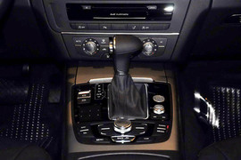   2013款奥迪A7 30 FSI标准型
