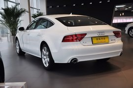   2013款奥迪A7 30 FSI标准型