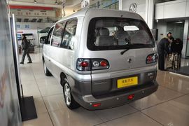   2014款东风风行菱智M3 1.6L 7座豪华型