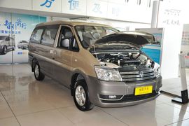   2014款东风风行菱智M5 Q3 2.0L 7座短轴豪华型