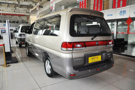   2014款东风风行菱智M5 Q3 2.0L 7座短轴豪华型