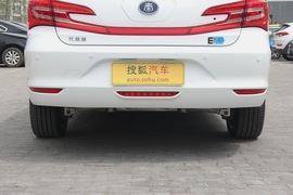 2017款比亚迪秦EV300 精英型
