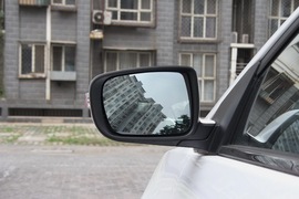 2017款比亚迪秦EV300 精英型