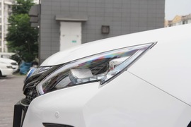 2017款比亚迪秦EV300 精英型