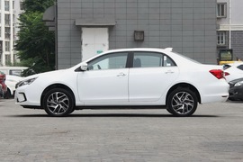 2017款比亚迪秦EV300 精英型